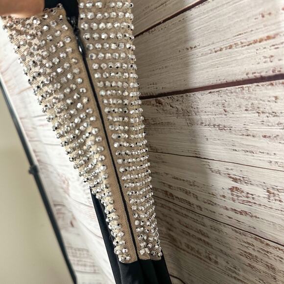 Xscape Black Gold Crystal Embellished Fit and Flare Evening Gown EUC, Size 2 - Picture 8 of 12